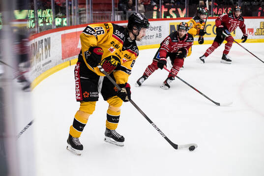 Luleås Mathias Bromé och Örebros Robin Norell