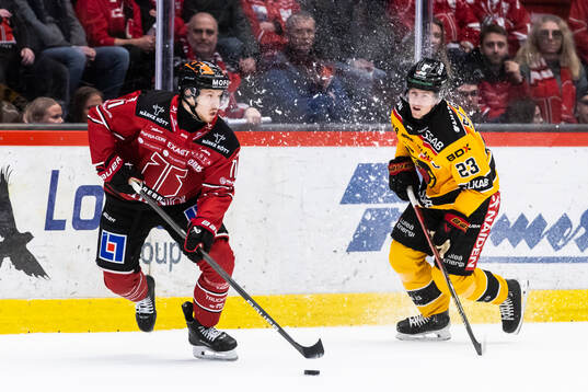 Örebros Kalle Kossila och Luleås Jesper Sellgren