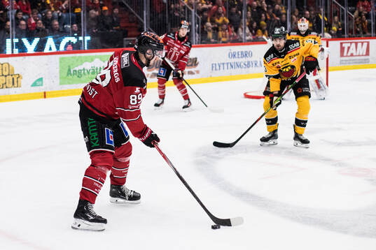 Örebros Patrik Karlkvist och Luleås Frederic Allard