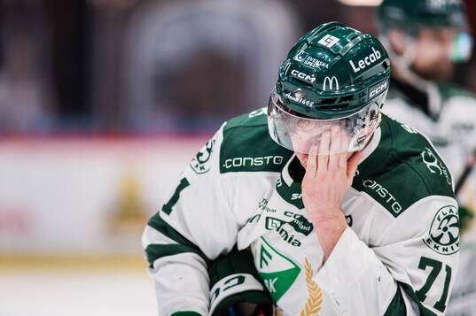 Färjestads Viktor Lodin har ont