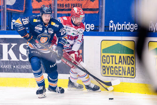 Växjös Emil Larsson och Timrås Anton Lander