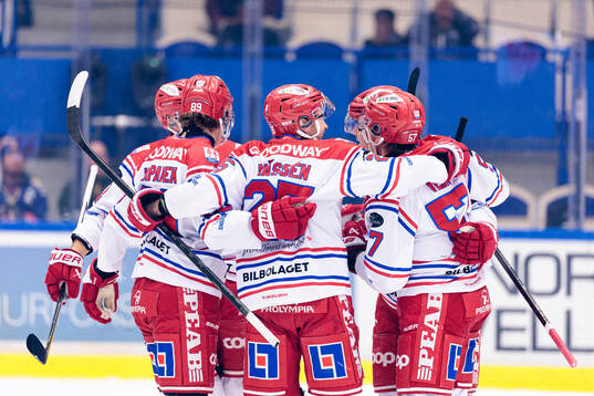 Timrås spelare jublar