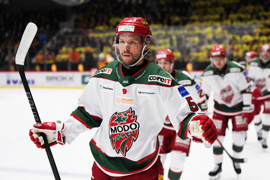 Modos Victor Berglund jublar