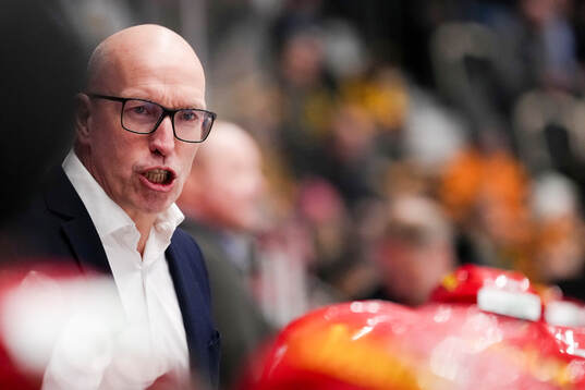 Modos assisterande tränare Fredrik Andersson