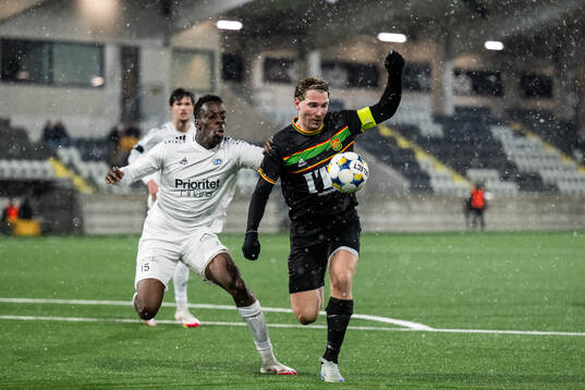 Utsiktens David Tokpah och GAIS August Wängberg nder