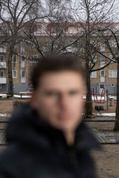 Hyreshus syns bakom Elfsborgs Besfort Zeneli som