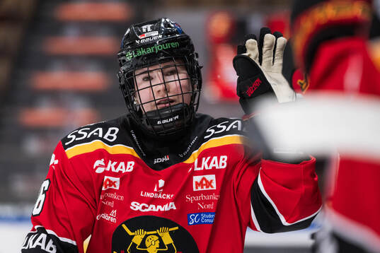 Luleås Petra Nieminen jublar