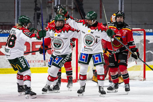 Frölundas Felicia Wikner-Zienkiewicz och Michelle Karvinen