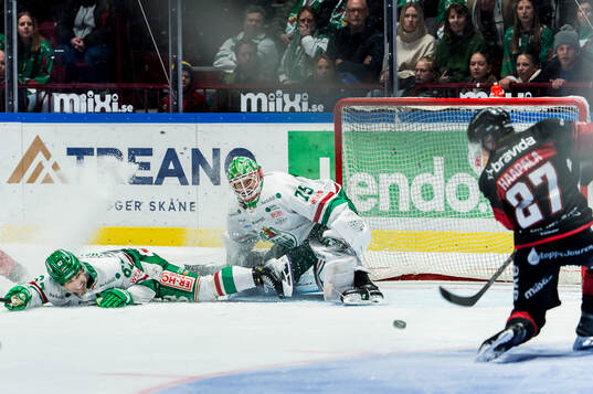 Malmö Redhawks Henrik Haapala gör 2-1 på Rögles
