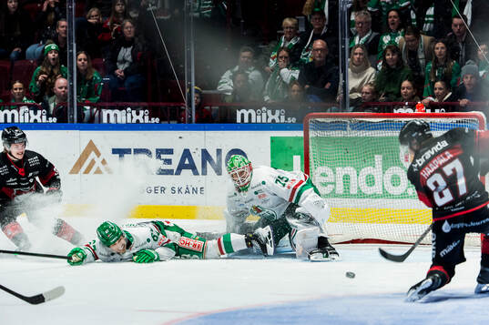 Malmö Redhawks Henrik Haapala gör 2-1 på Rögles