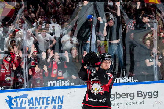 Malmö Redhawks Henrik Haapala jublar