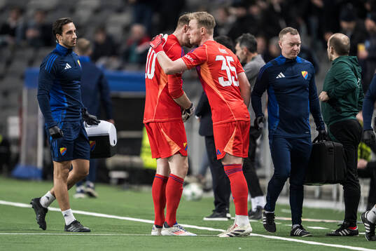 Goalkeeper Malkolm Nilsson Säfqvist and goalkeeper Jacob