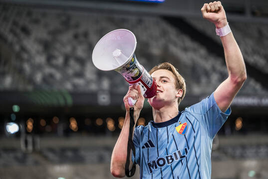 Oskar Fallenius of Djurgården celebrates