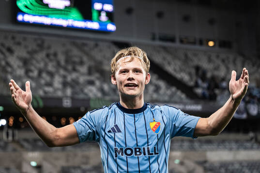 Tobias Gulliksen of Djurgården celebrates