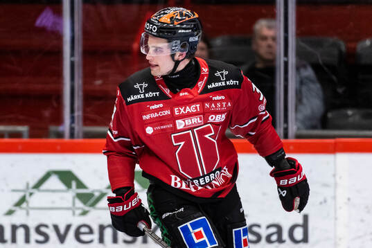 Örebros Glenn Gustafsson reagerar