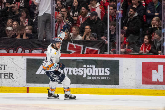 Bläddra bland fler bilder av Ishockey, SHL, Åttondelsfinal 1, Örebro - Växjö