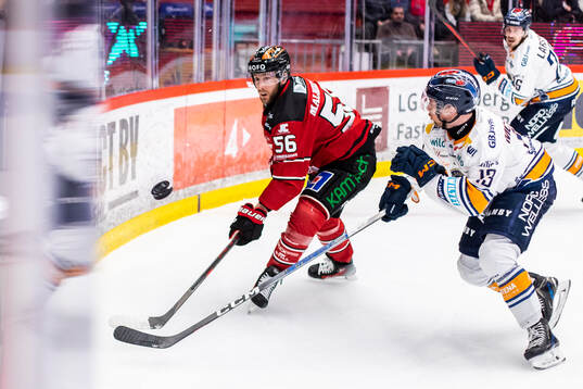 Örebros Robin Norell och Växjös Dylan McLaughlin
