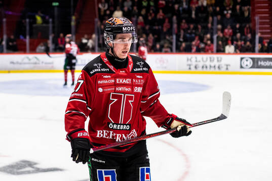 Örebros Peetro Seppälä deppar