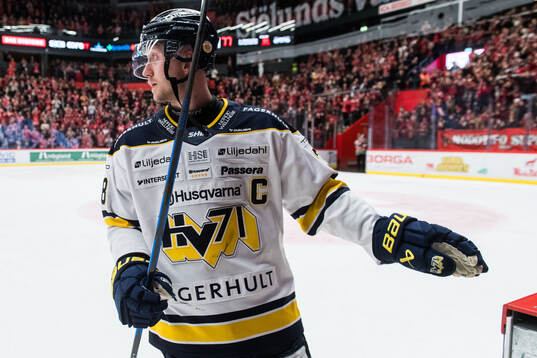 HV71s Olle Alsing