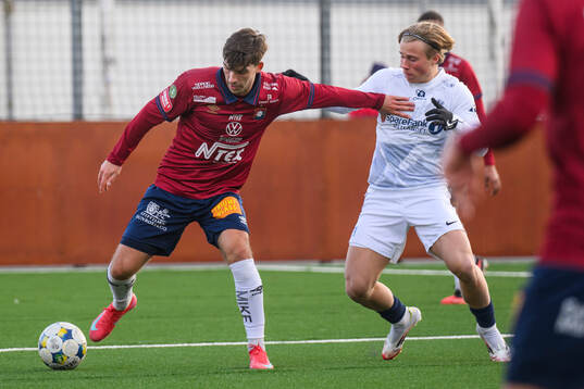 Örgrytes Daniel Paulson och Stabæks Oskar Spiten-Nysaeter