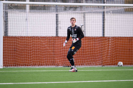 Örgrytes målvakt Lucas Samuelsson