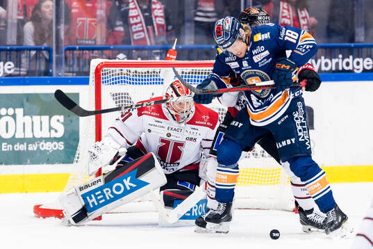 Örebros målvakt Jonas Arntzen och Växjös Marcus