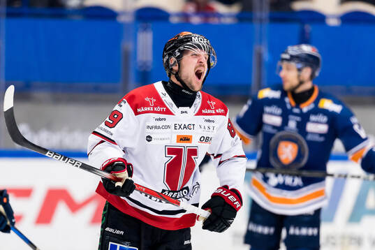 Örebros Patrik Karlkvist har ont