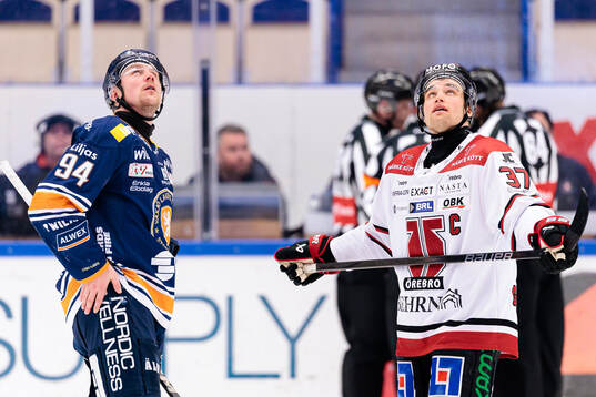 Växjös Joel Persson och Örebros Glenn Gustafsson