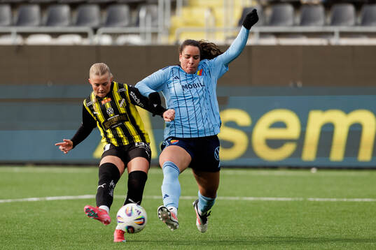 Häckens Matilda Nildén och Djurgårdens Camille Ashe