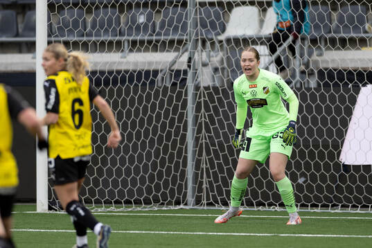 Häckens målvakt Fanney Birkisdottir