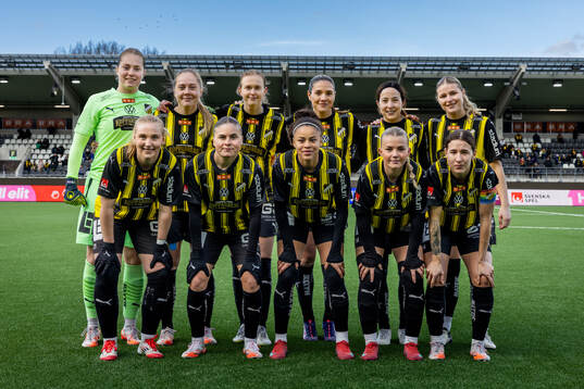 Häckens spelare fotbollsmatchen i Svenska Cupen mellan