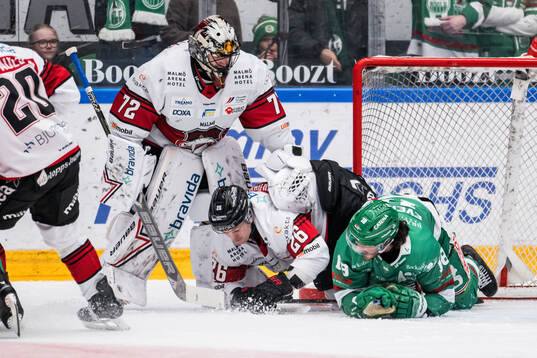 Malmö Redhawks Teemu Kivihalme och målvakt Daniel