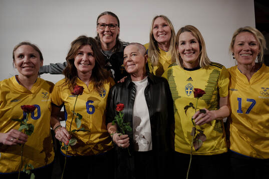 Marika Domanski Lyfors med fr v. Hanna Ljungberg, Malin