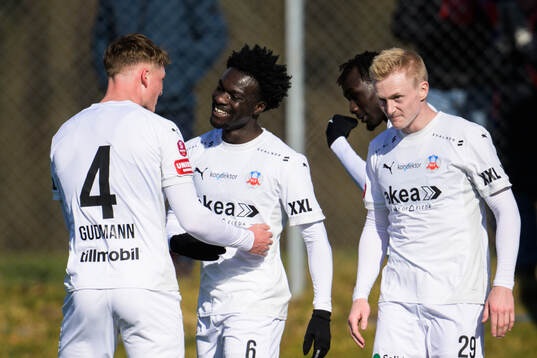 Helsingborgs Samuel Asoma jublar