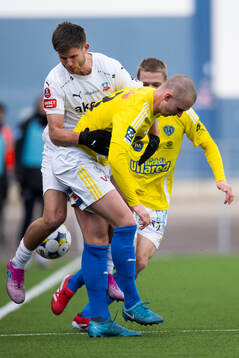Helsingborgs Wilhelm Loeper motFalkenbergs Linus Borgström
