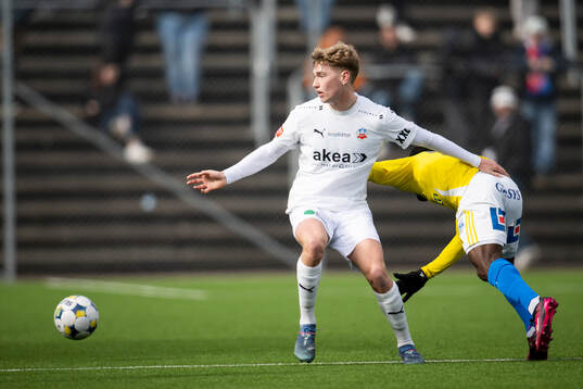 Helsingborgs Benjamin Örn och Falkenbergs Wanbe Godwin