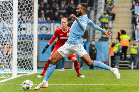 Malmö FFs Isaac Kiese Thelin och IFK Göteborgs Pontus
