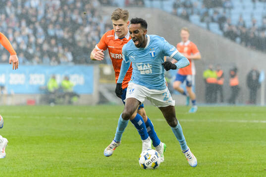 Malmö FFs Taha Ali och IFK Göteborgs Felix Eriksson