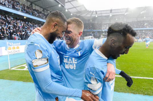 Malmö FFs Isaac Kiese Thelin, Anders Christiansen och Taha