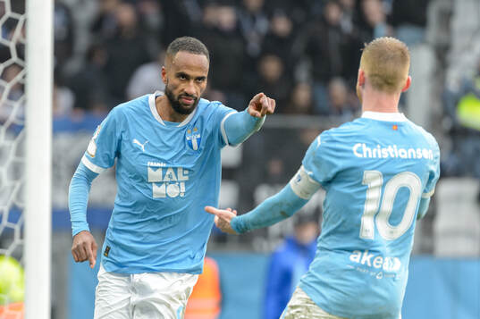 Malmö FFs Isaac Kiese Thelin och Anders Christiansen jublar