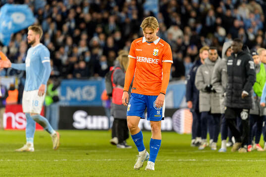 IFK Göteborgs Linus Carlstrand deppar