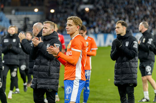 IFK Göteborgs Linus Carlstrand deppar