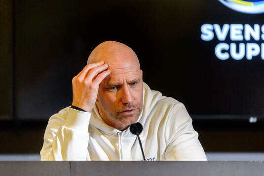 Malmö FFs tränare Henrik Rydström deppar