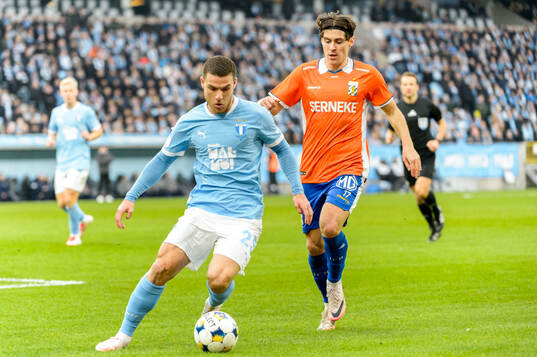 Malmö FFs Gabriel Busanello och IFK Göteborgs Eman