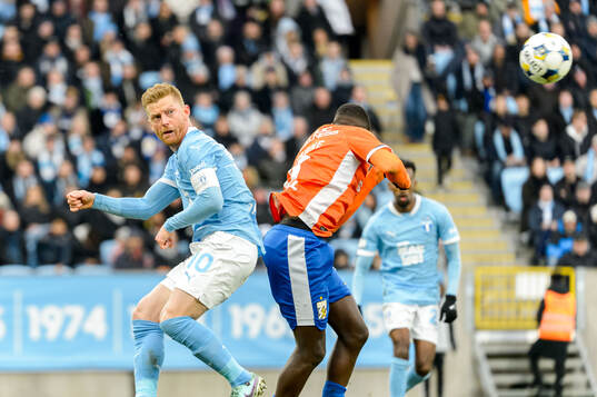 Malmö FFs Anders Christiansen och IFK Göteborgs Imam Jagne