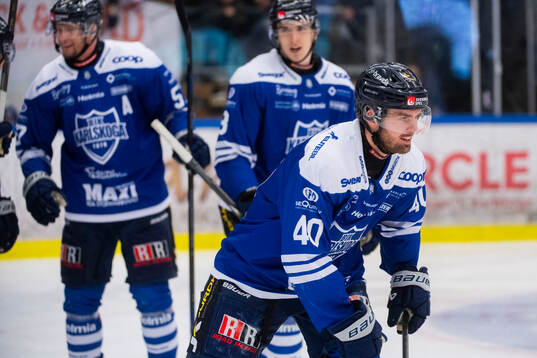 Karlskogas Kalle Jellvert jublar