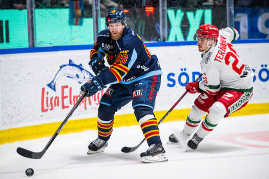 Djurgårdens Linus Klasen och Moras Eero Teräväinen