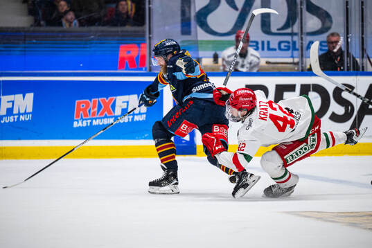 Djurgårdens Patrick Thoresen och Moras Kalle Kratz