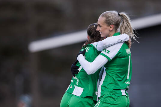Hammarbys Ellen Wangerheim jublar
