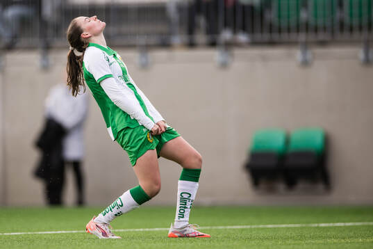 Hammarbys Smilla Vallotto deppar